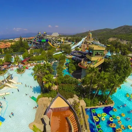 Aqua Fantasy Aquapark & Отель