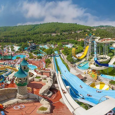 Aqua Fantasy Aquapark & Hotel