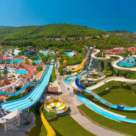 Aqua Fantasy Aquapark &