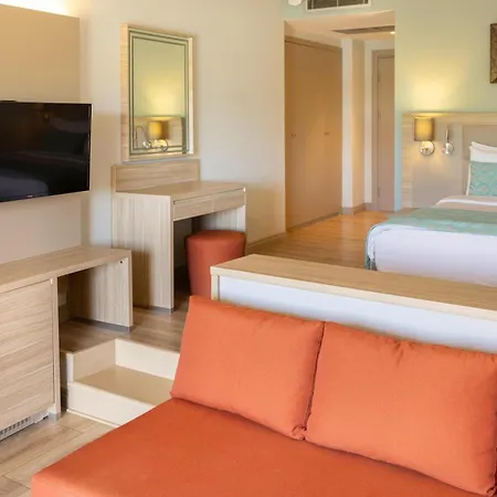 Hotel Aqua Fantasy Aquapark & 5*