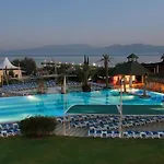 Hotel Aqua Fantasy Aquapark & 5*