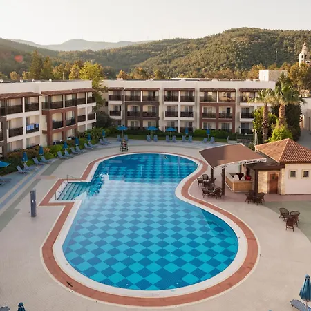 Aqua Fantasy Aquapark & Ξενοδοχείο Κουσάντασι