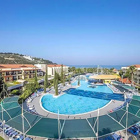 Aqua Fantasy Aquapark & 5* Kusadası