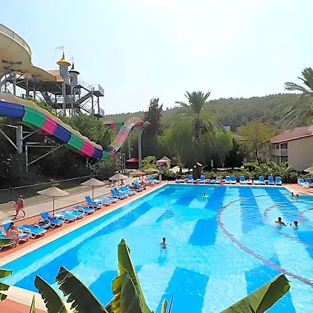 酒店 Aqua Fantasy Aquapark & 库萨达斯