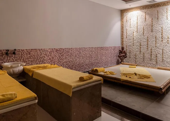 Aqua Fantasy Aquapark & 5* Kusadası